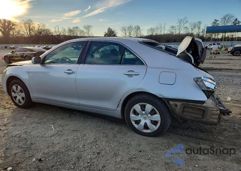 2008 Toyota Camry Ce z USA, uszkodzony, nr VIN 4T1BE46K88U221632